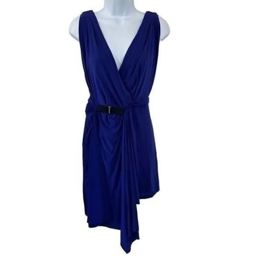 BCBGMAXAZRIA blue V neck dress. Size 4 A528